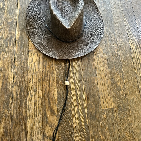 CLYDE Black straw Havana Hat - Moderate to heavy fading throughout - Picture 6 of 9
